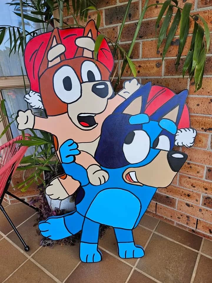 Bluey Shoulder ride